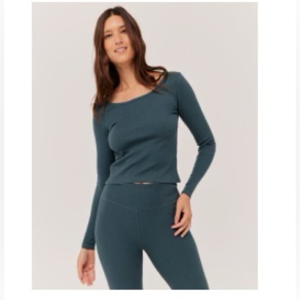 Women’s Ore Ribbed Crop Long Sleeve Top xs